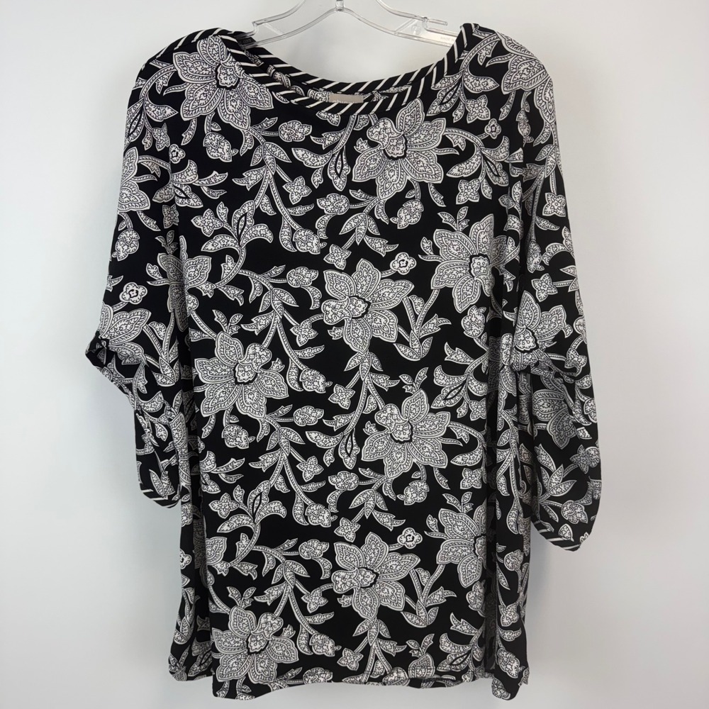 Chico's Black White Floral Paisley Tunic Top 3/4 Sleeve Size 3 XL - Picture 2 of 12
